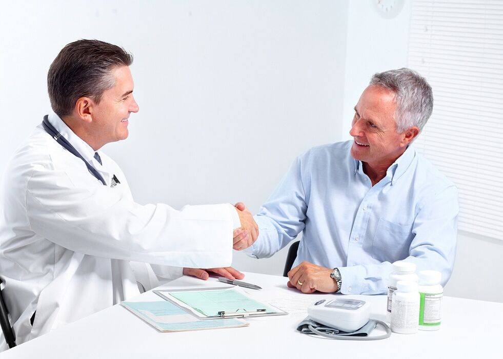 Ein Urologe hilft Ihnen dabei, eine wirksame Behandlung für Prostatitis zu verschreiben